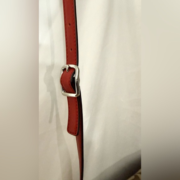 Authentic 2014 Coach Hadley Signature Field Crossbody Bag With Red Leather Trim - Picture 3 of 15
